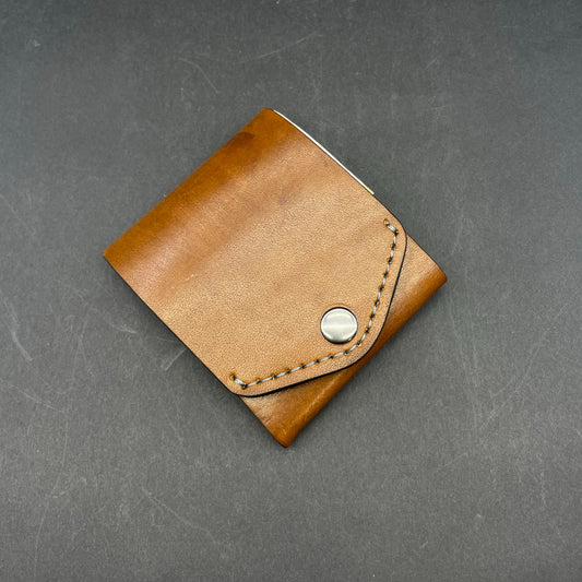 Nedidelė perlenkiama piniginė