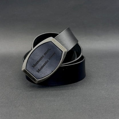 Odinis diržas su graviruota sagtimi